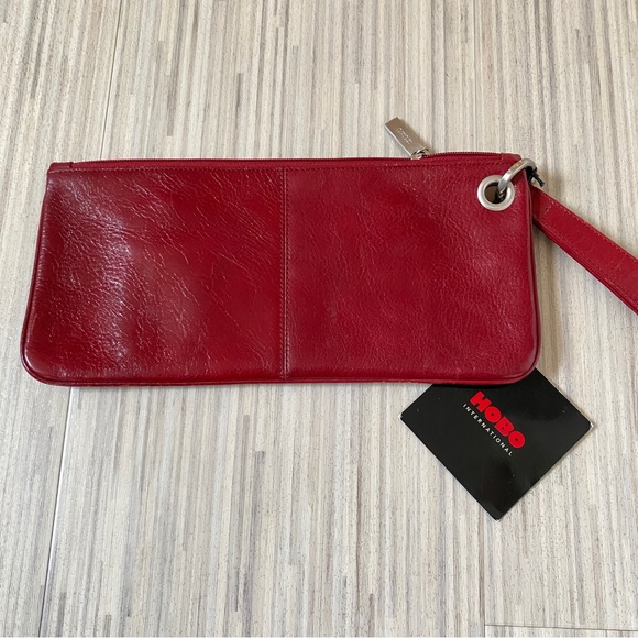 HOBO Handbags - NWT Hobo Zoe Wristlet